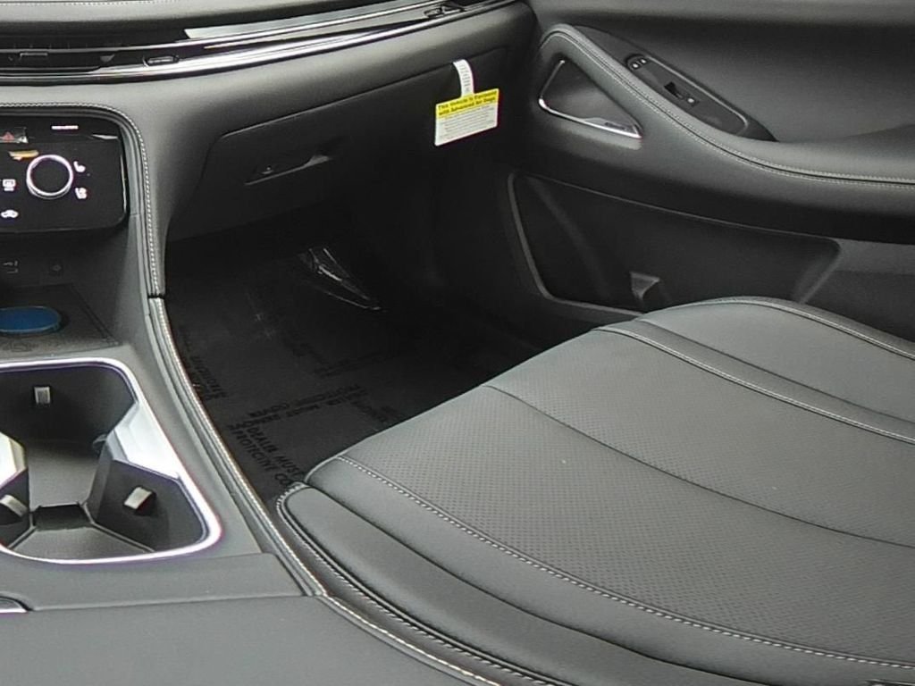 New 2027 MOONBOW BLUE INFINITI Luxe AWD image 22