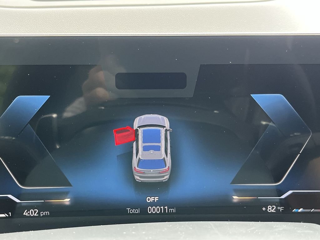 Used 2026 Gray Metallic BMW xDrive40i image 15
