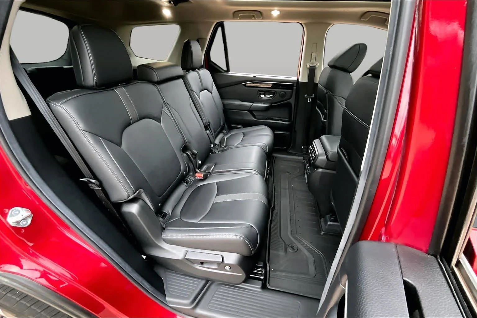 2025 Honda Pilot Touring - Photo 37