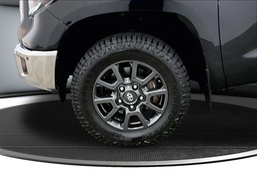 Used 2021 Black Toyota SR5 image 33