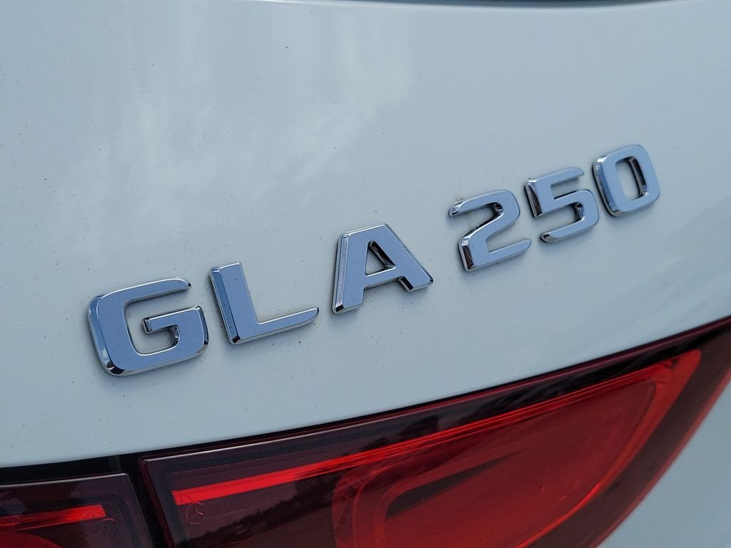 Certified Used 2023 White Mercedes-Benz GLA 250 image 7