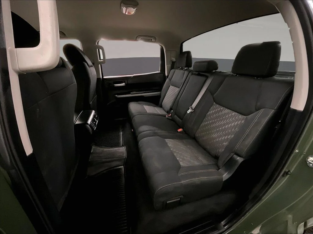 Used 2021 Green Toyota SR5 image 32