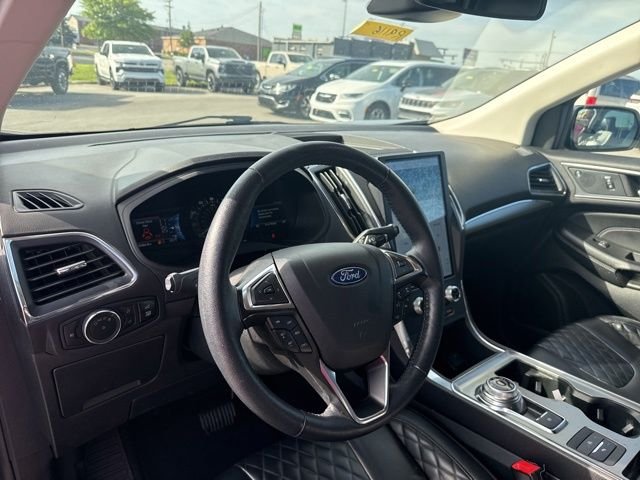 Used 2024 Gray Ford Titanium image 11