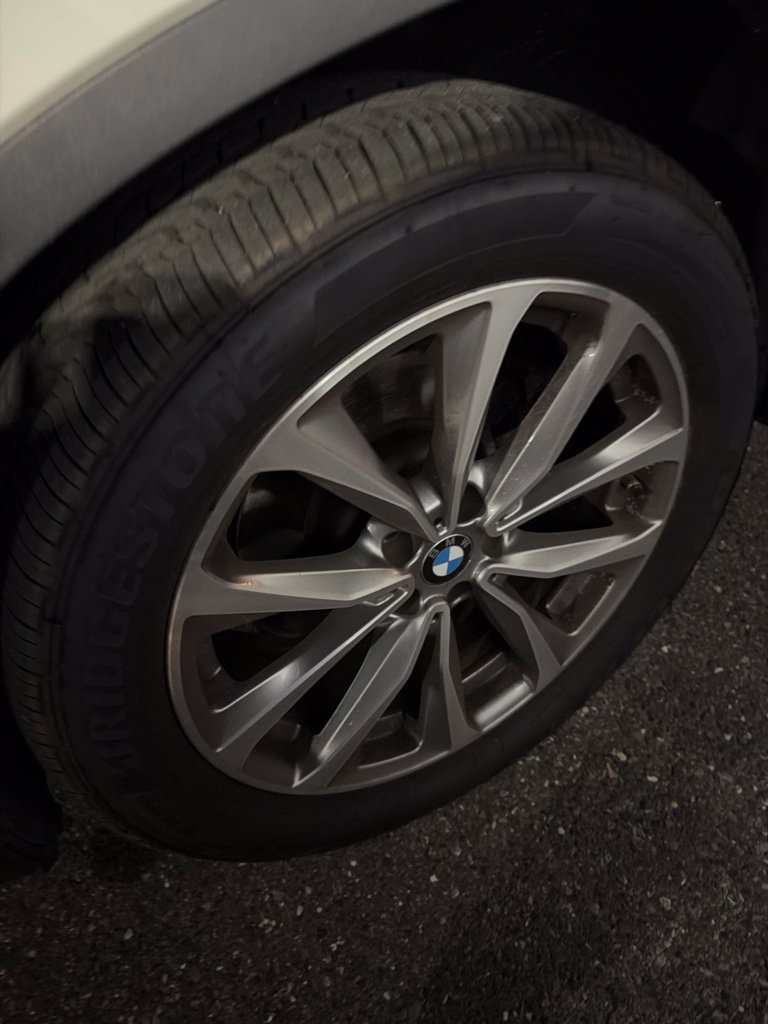 Used 2019 Alpine White BMW xDrive30i image 3
