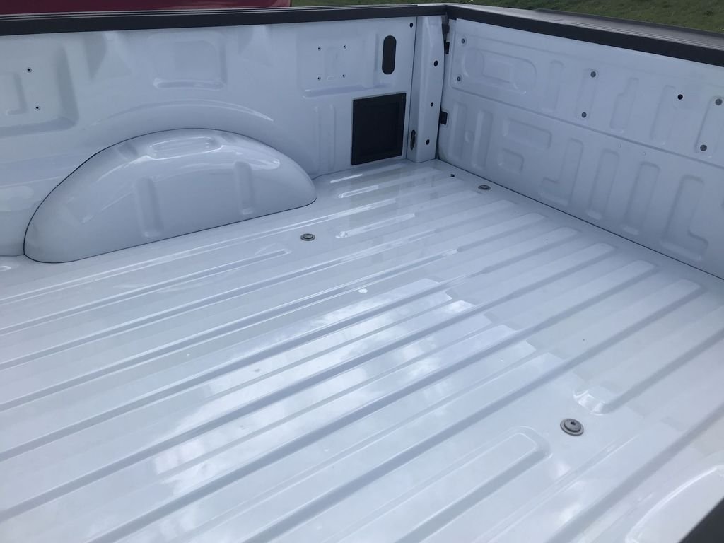 New 2026 White Ford XLT image 23