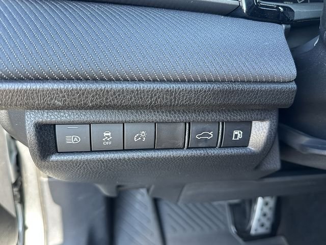 Certified Used 2025  Toyota SE image 22