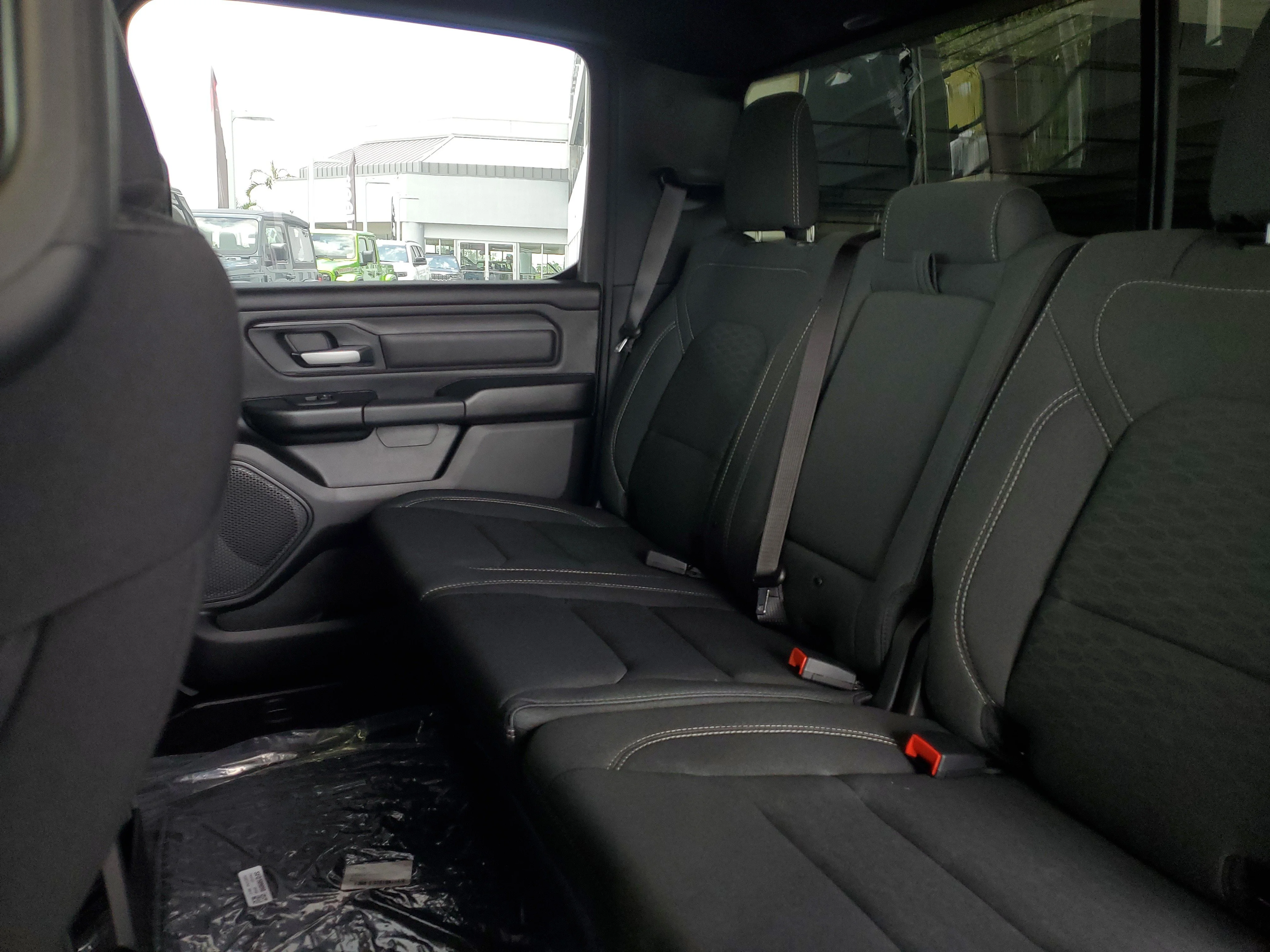 New 2026 Diamond Black Crystal Pearl-Coat Exterior Paint RAM Express image 5