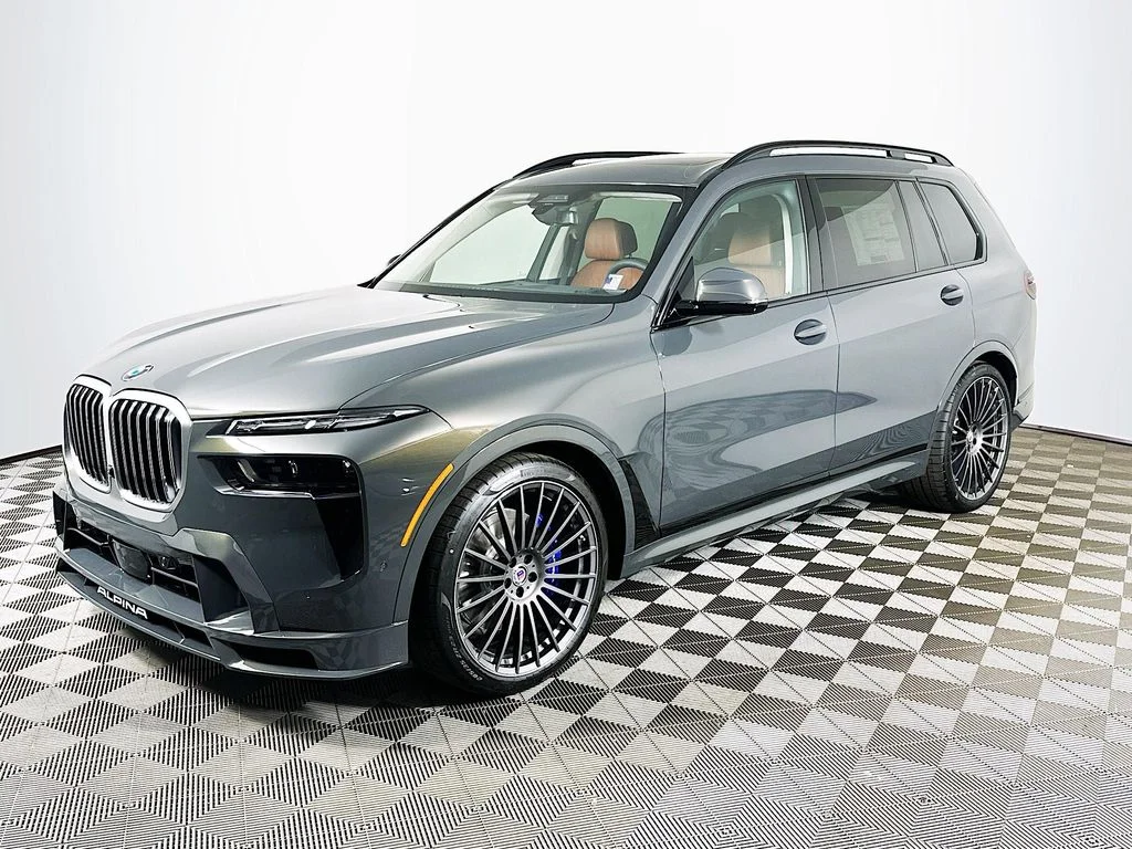 2026 BMW X7 ALPINA XB7's photo