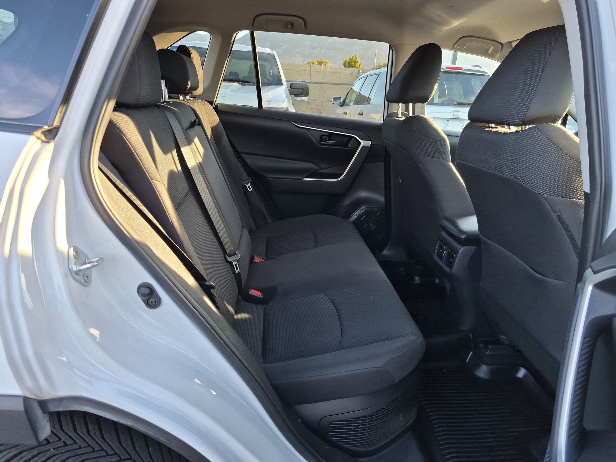 Used 2019 Super White Toyota Hybrid LE image 28