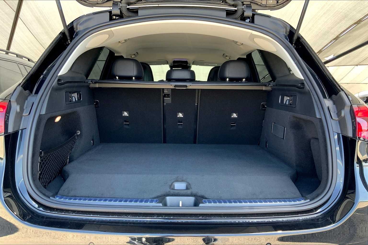 2025 Mercedes-Benz GLC Base - Photo 14