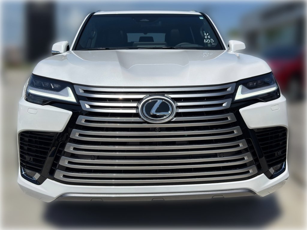 New 2026 Eminent White Pearl Lexus LUXURY image 3