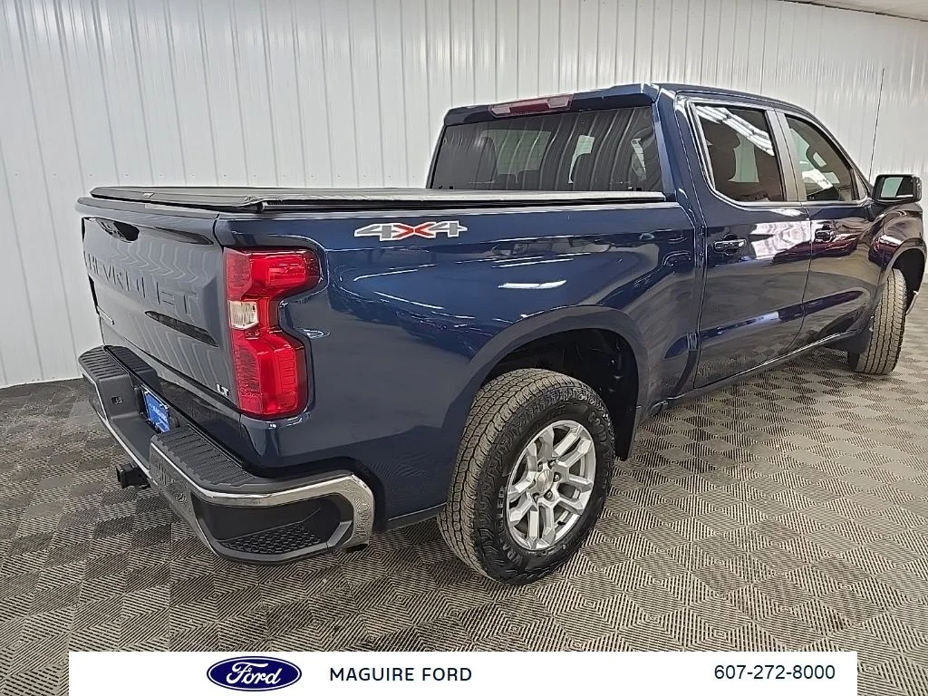 Used 2023 Blue Chevrolet LT image 12
