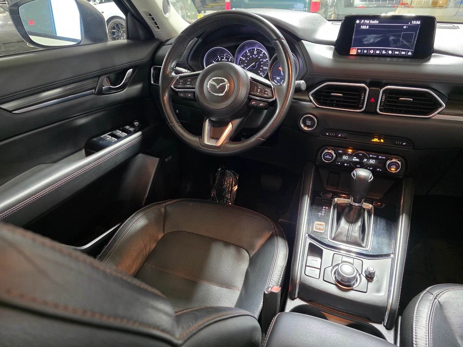 Used 2018 Snowflake White Pearl Mica Mazda Grand Touring image 19