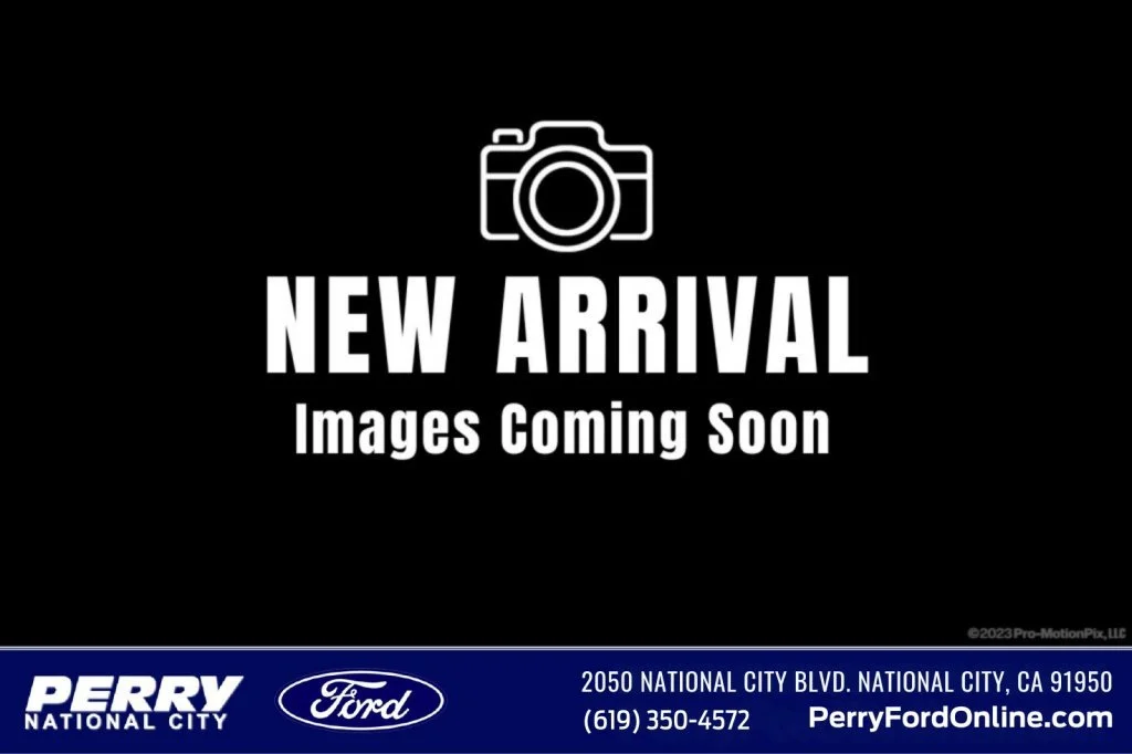Used 2022 White Volkswagen 2.0T SE w/Technology image 1
