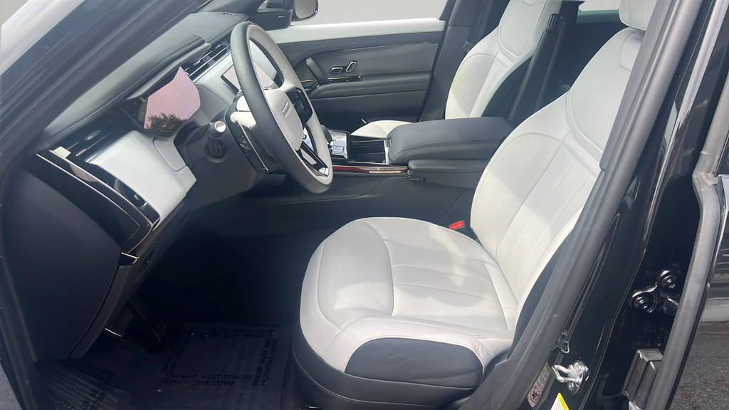 Certified Used 2024 Black Land Rover Dynamic SE image 5
