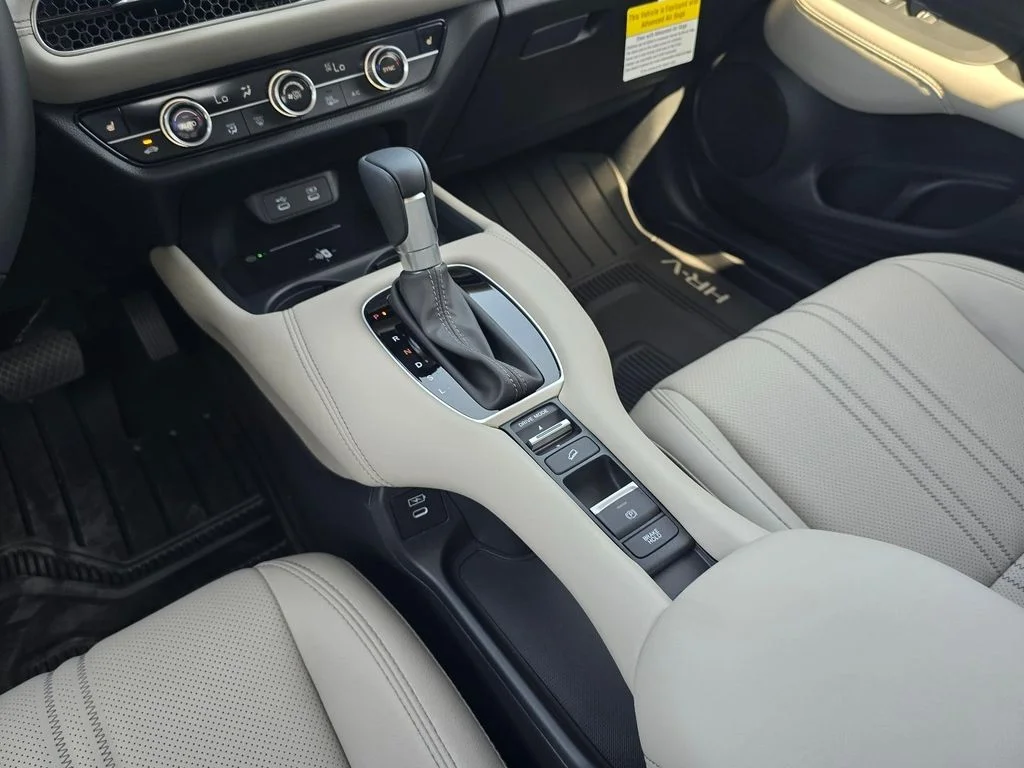 New 2027 Solar Silver Metallic Honda EX-L image 17