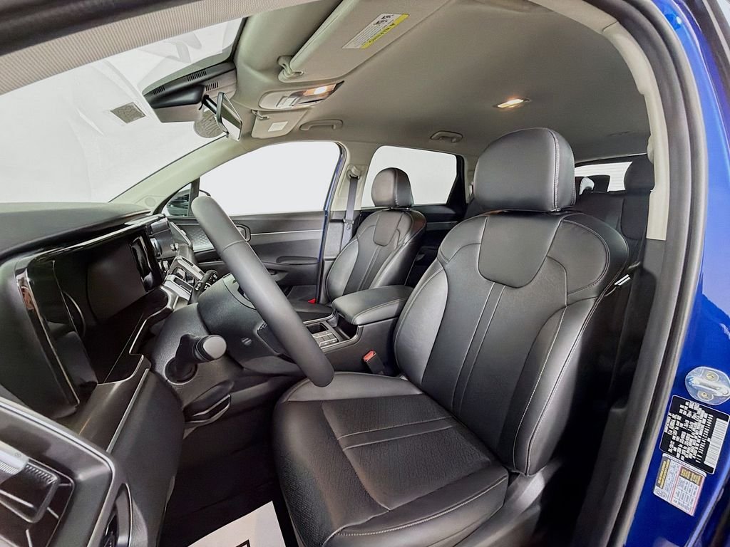 Used 2022 Sapphire Blue Kia S image 21