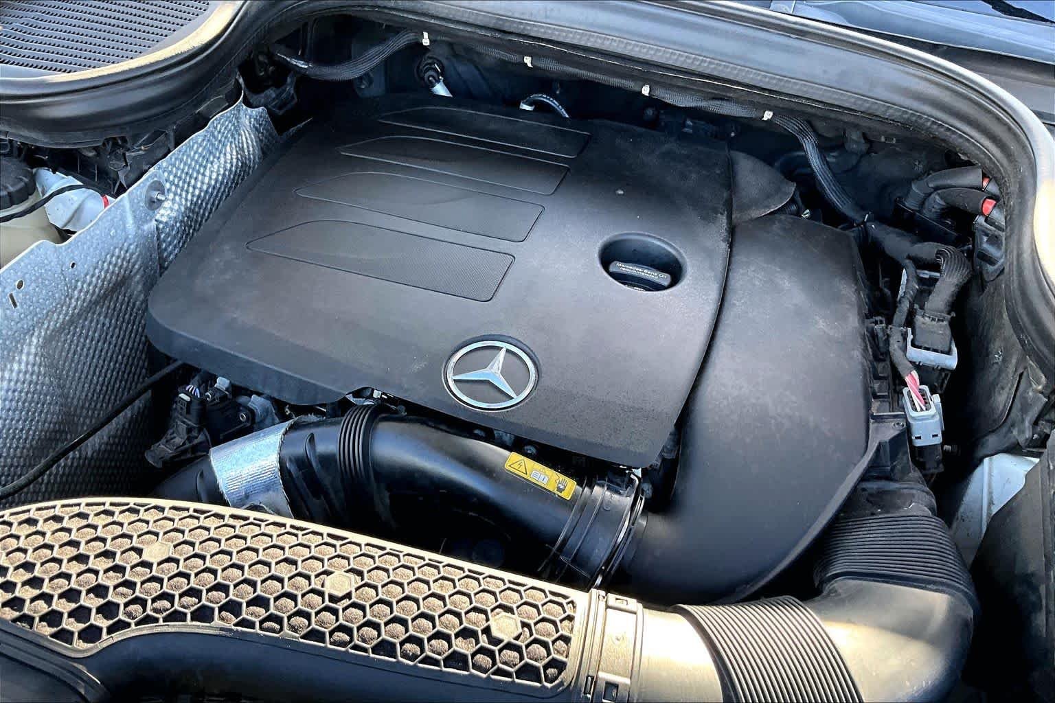 Used 2020 Polar White Mercedes-Benz GLE 350 image 31