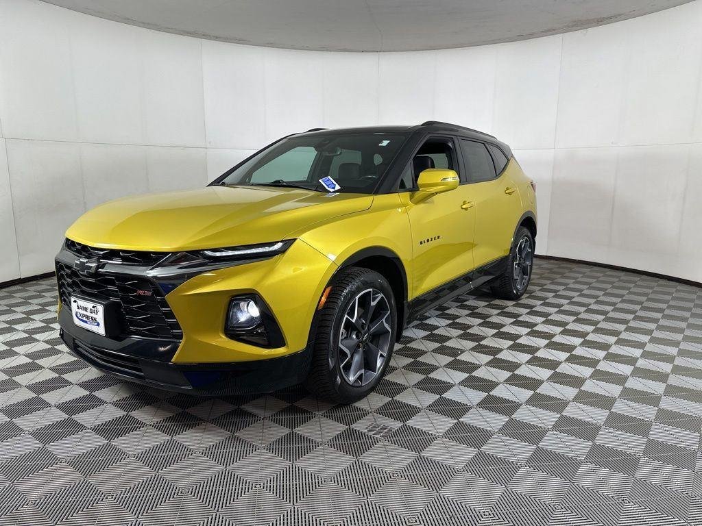 Used 2022 Yellow Metallic Chevrolet RS image 24