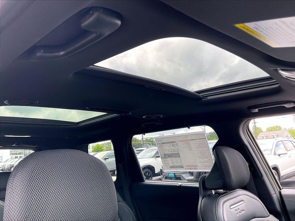 New 2027 Terrain Brown Kia X-Line SX image 18