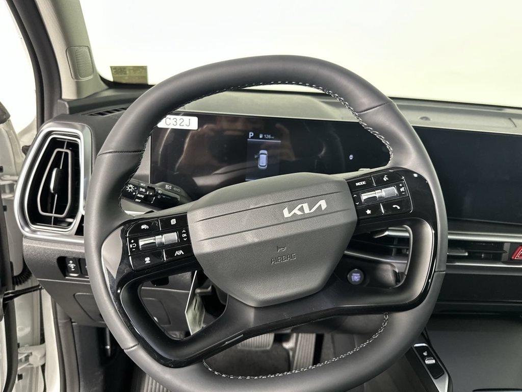 New 2026 White Kia EX image 5