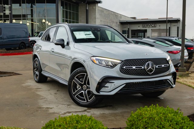 New 2026 Mercedes-Benz GLC 300