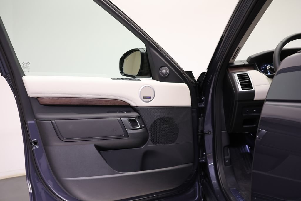New 2026 Varesine Blue Land Rover Dynamic SE image 26