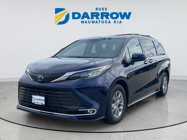 2022 Toyota Sienna XLE