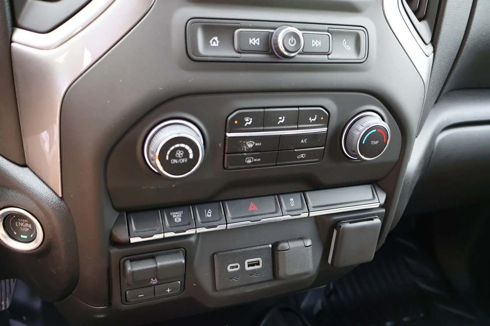 2025 Chevrolet Silverado 3500 HD Work Truck - Photo 34