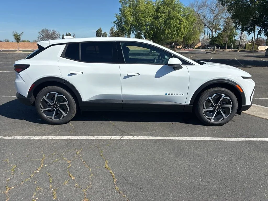 New 2026 Summit White Chevrolet LT image 2