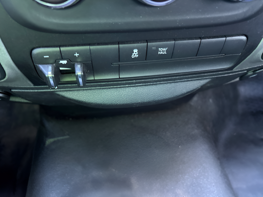 Used 2017 White Ram Tradesman image 30