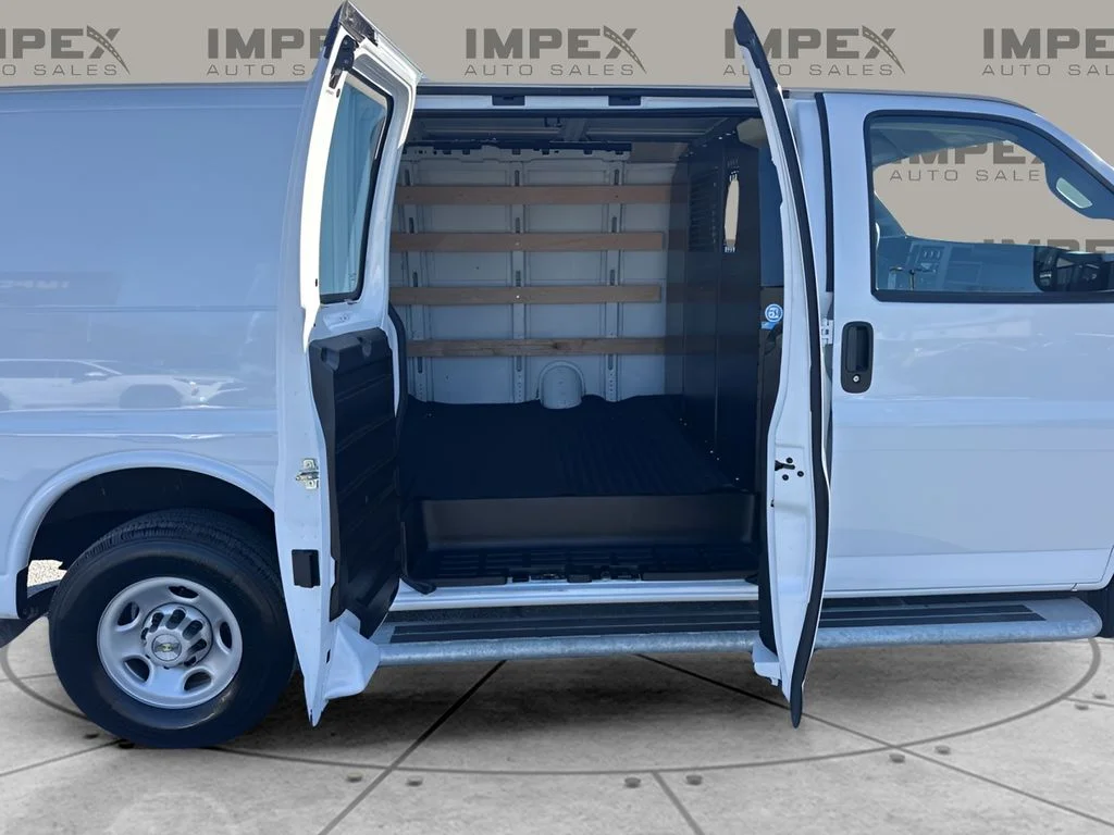 Used 2024 White Chevrolet Work Van image 22