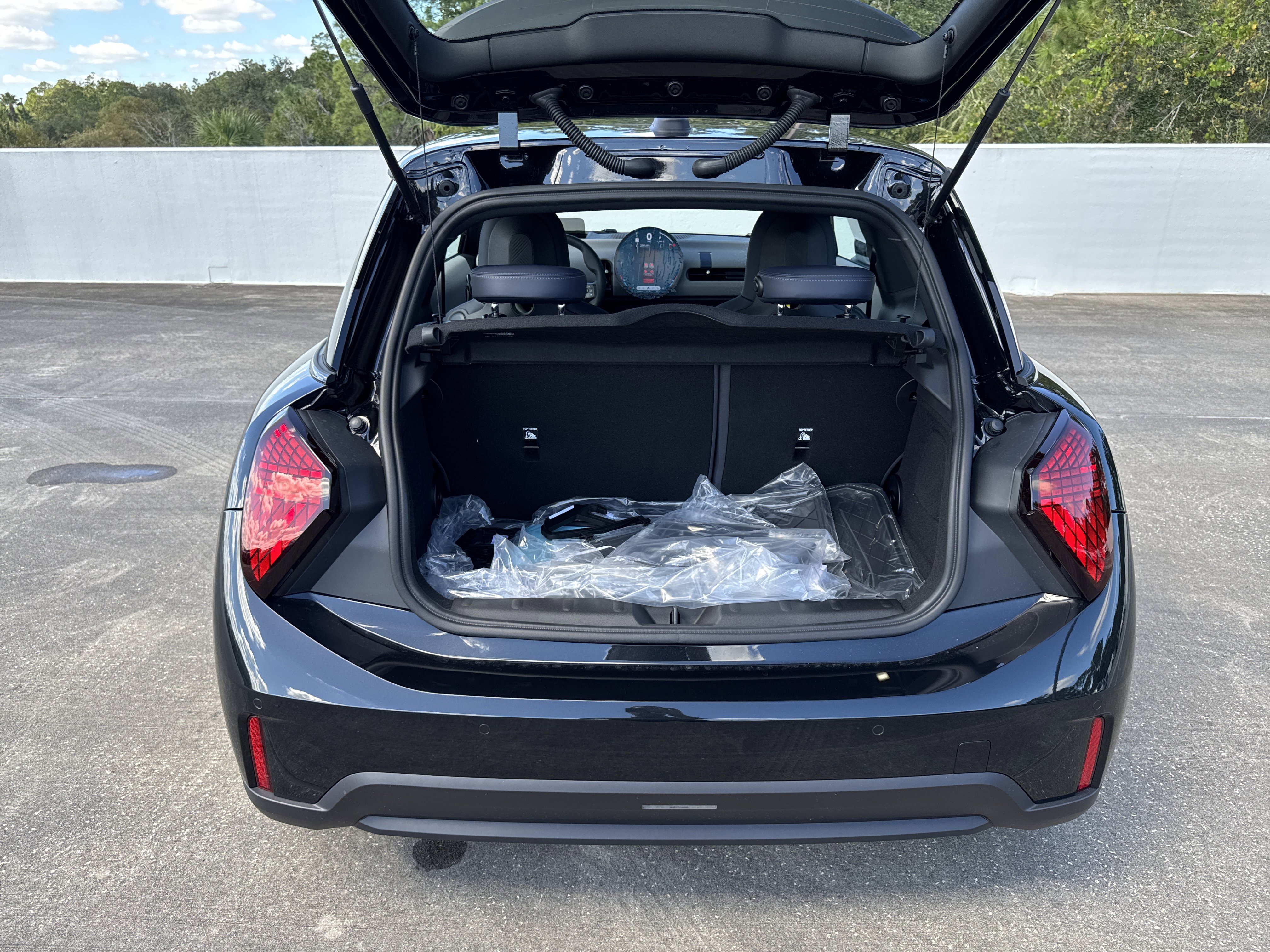 2026 MINI Hardtop 2 Door - Photo 11
