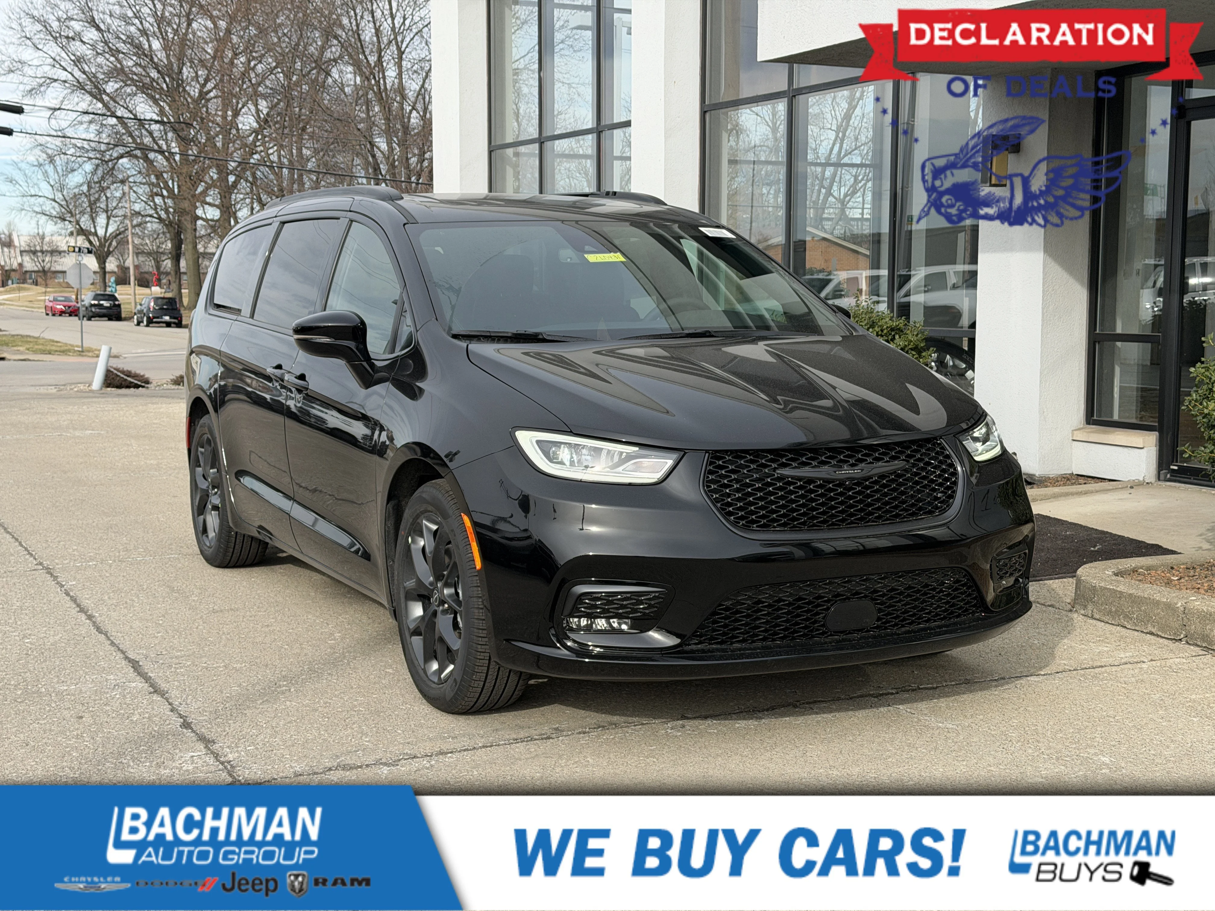2026 Chrysler Pacifica Select's photo