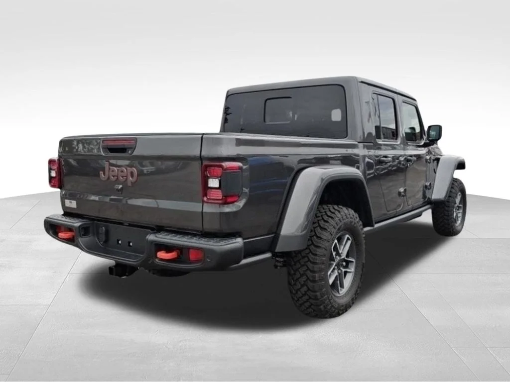 New 2026 Granite Crystal Metallic Clear-Coat Exterior Paint Jeep Mojave X image 5