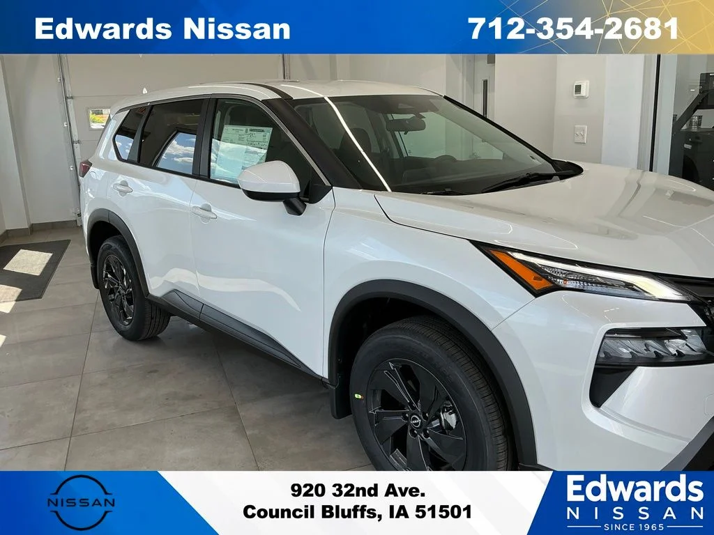 2026 Nissan Rogue SV AWD's photo