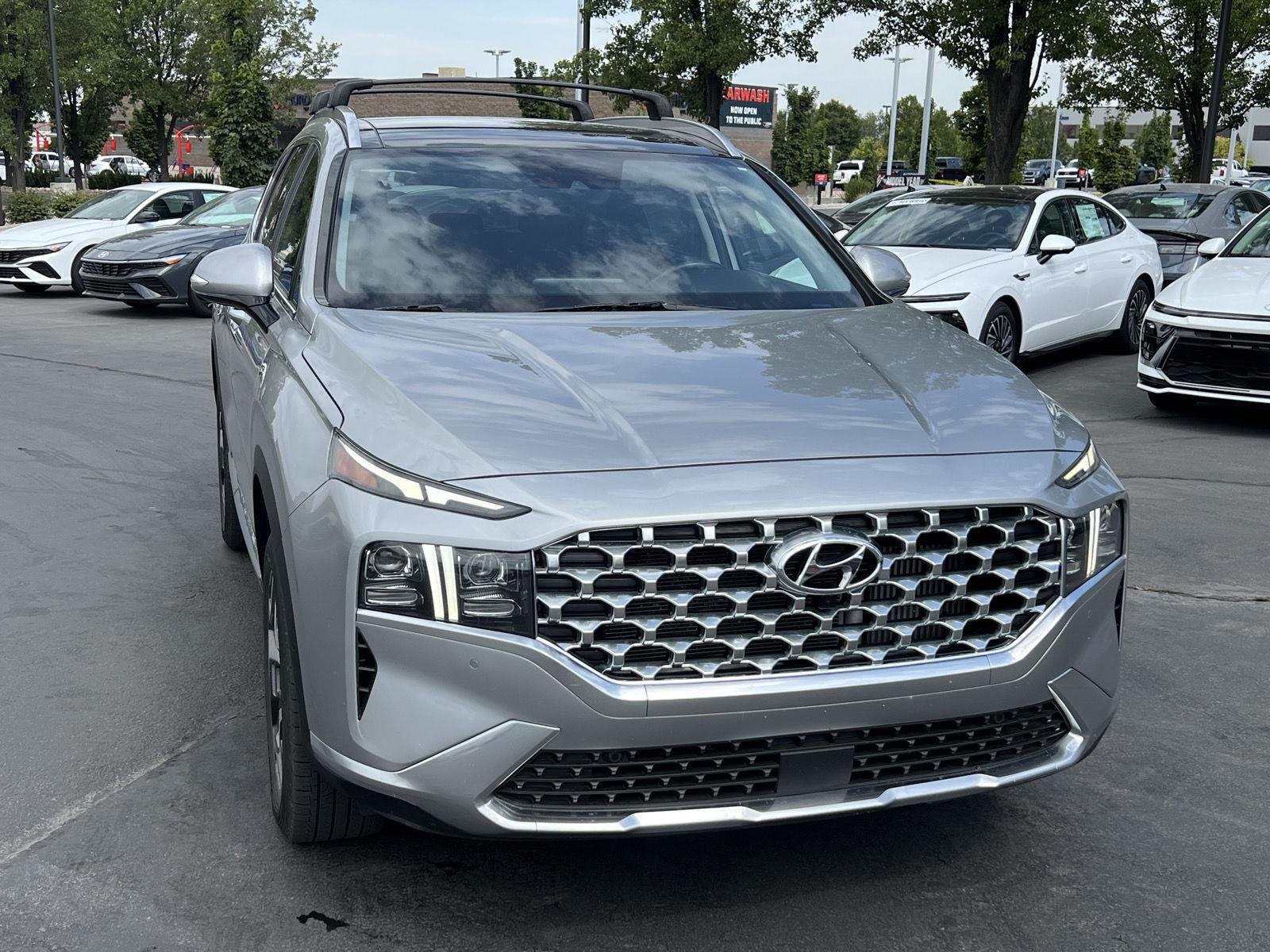 Used 2023 Shimmering Silver Hyundai Limited image 4