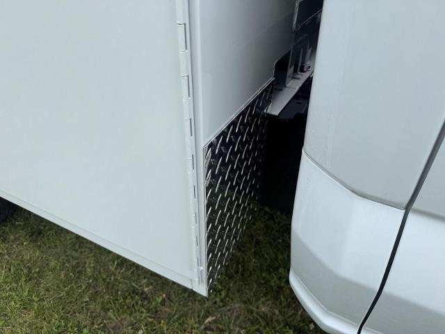 New 2026 Oxford White Ford F-250® XL image 29