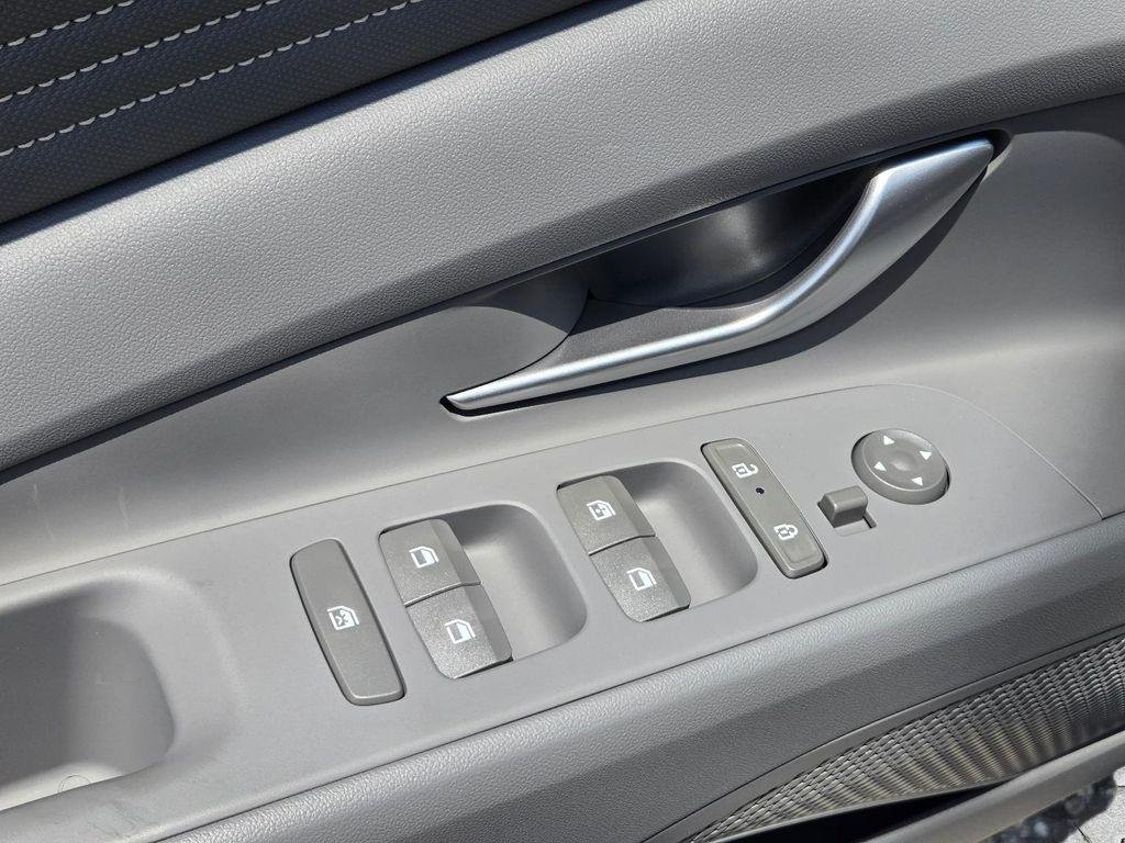 New 2026 Black Hyundai SEL Sport image 13