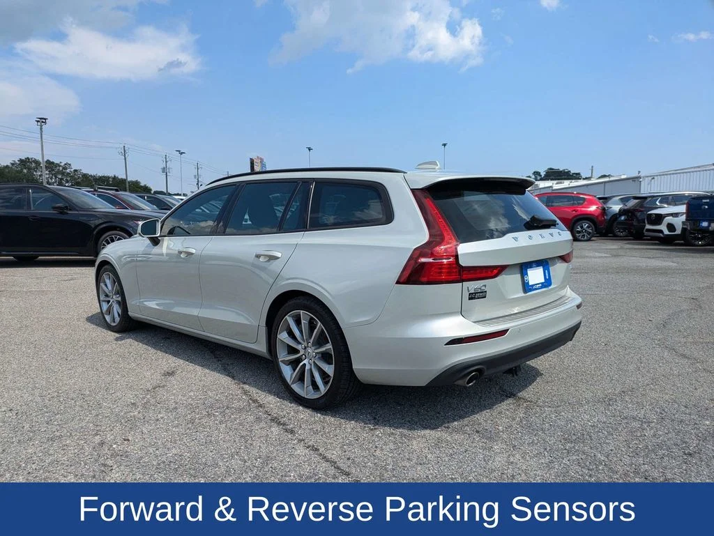 Used 2020 Beige Volvo T5 image 6