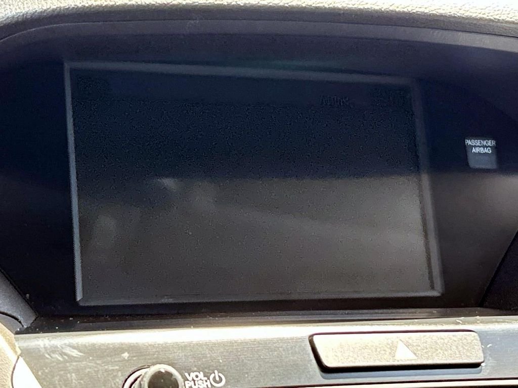 Used 2018 Silver Acura 3.5L image 31