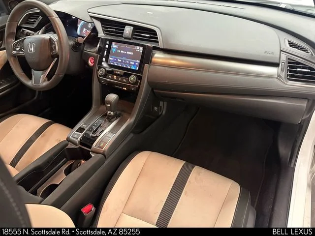 Used 2018  Honda EX image 11