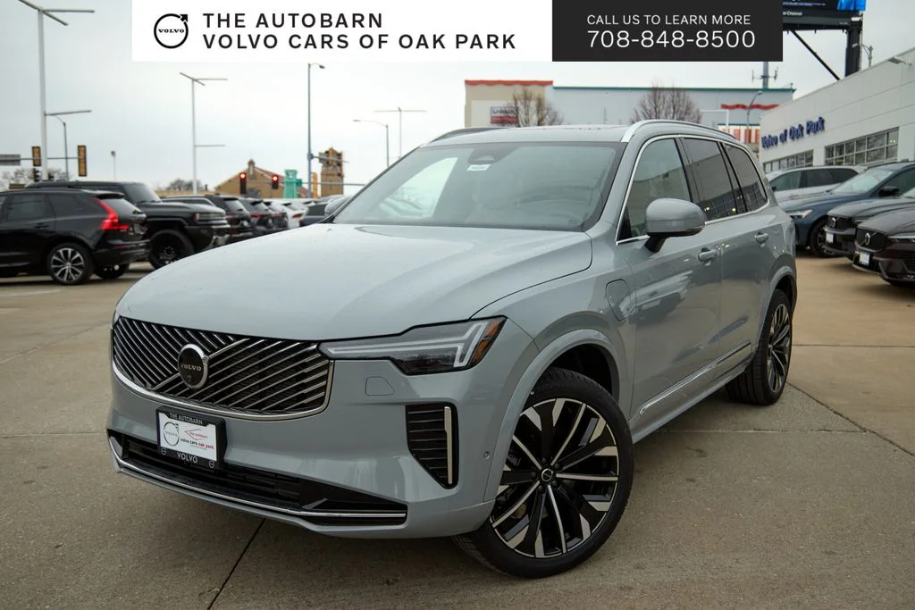 2026 Volvo XC90 T8 Recharge Plus Bright 7-Seat 4WD's photo