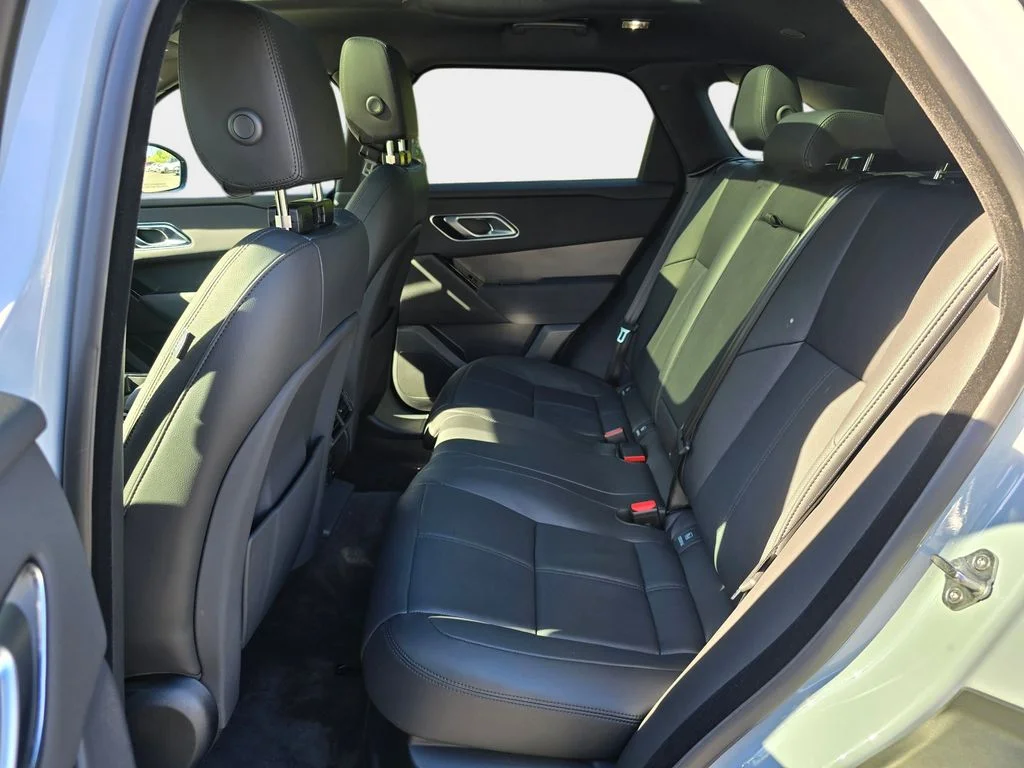 Certified Used 2025 Gray Land Rover Dynamic SE image 14