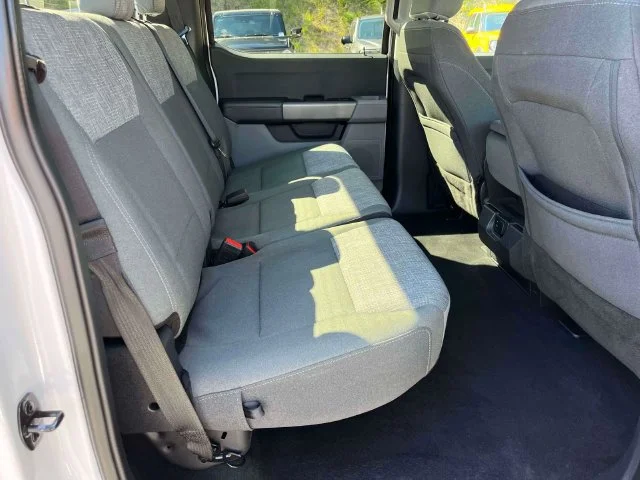 Certified Used 2023 Oxford White Ford XLT image 21
