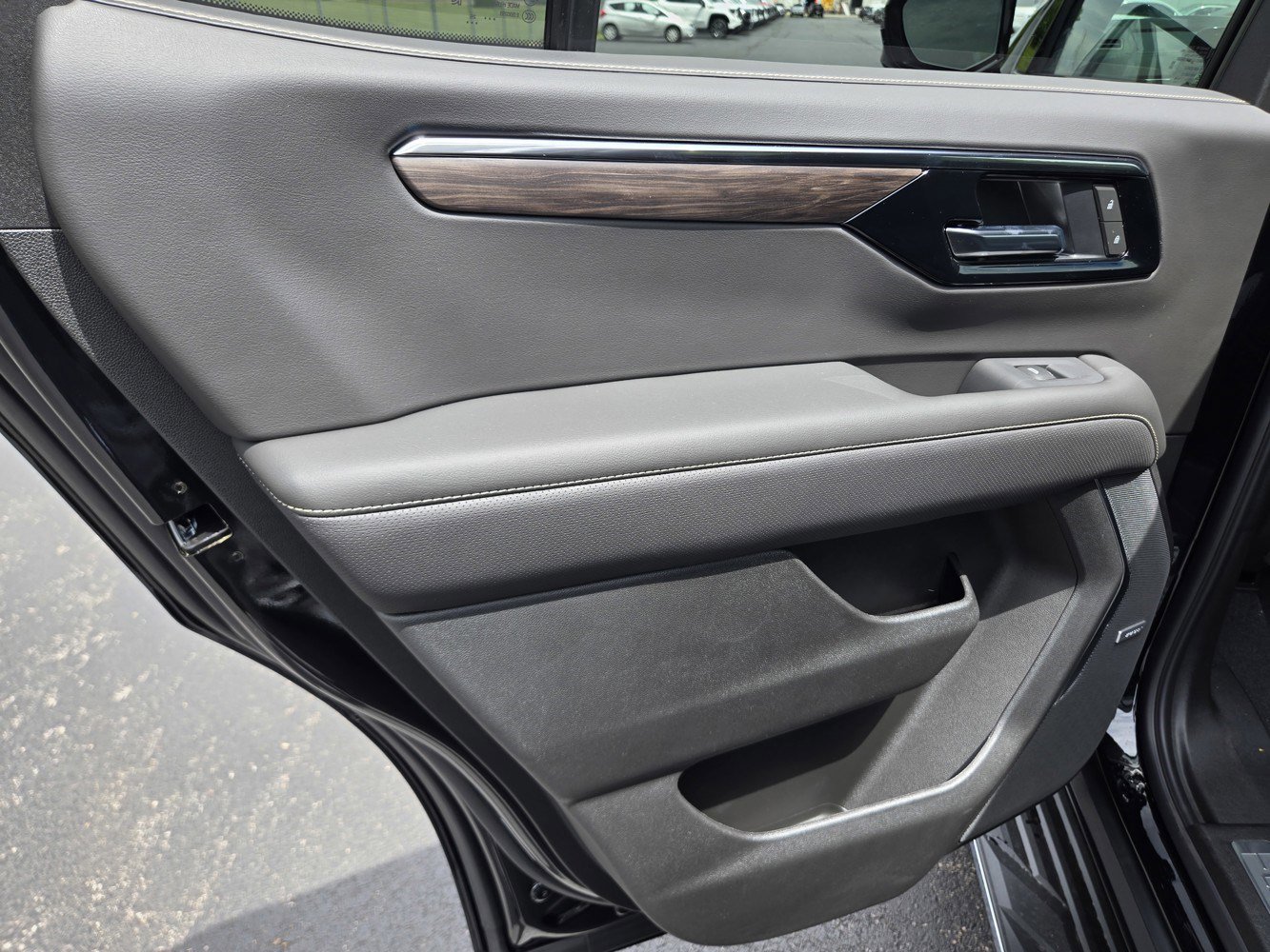 New 2026 Black Chevrolet Premier image 28
