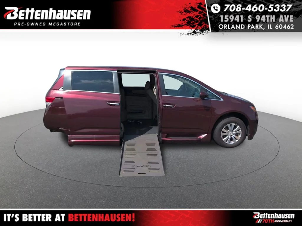 Used 2016  Honda EX-L image 1