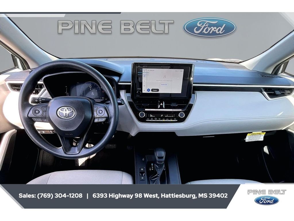 Used 2026 Sonic Silver Toyota L image 14