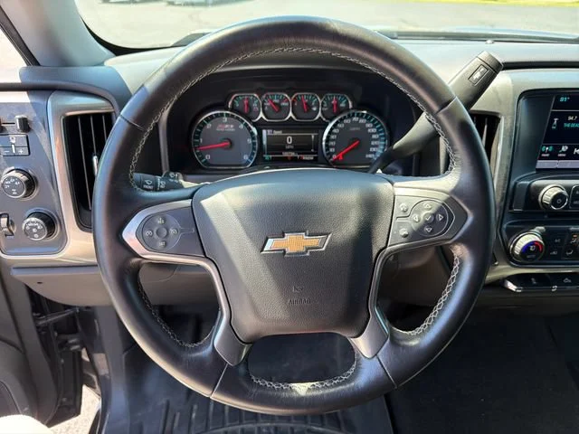 Used 2016 TUNGSTEN METALLIC Chevrolet LT image 21