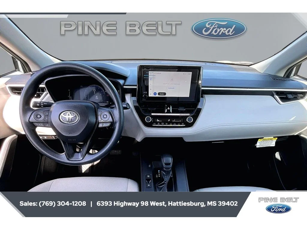 Used 2026 Sonic Silver Toyota L image 14